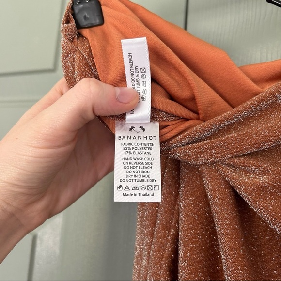 Bananhot Diamond Neckline Midi Bodycon Cocktail Dress with Cinched Sides Sparkle - Picture 9 of 9